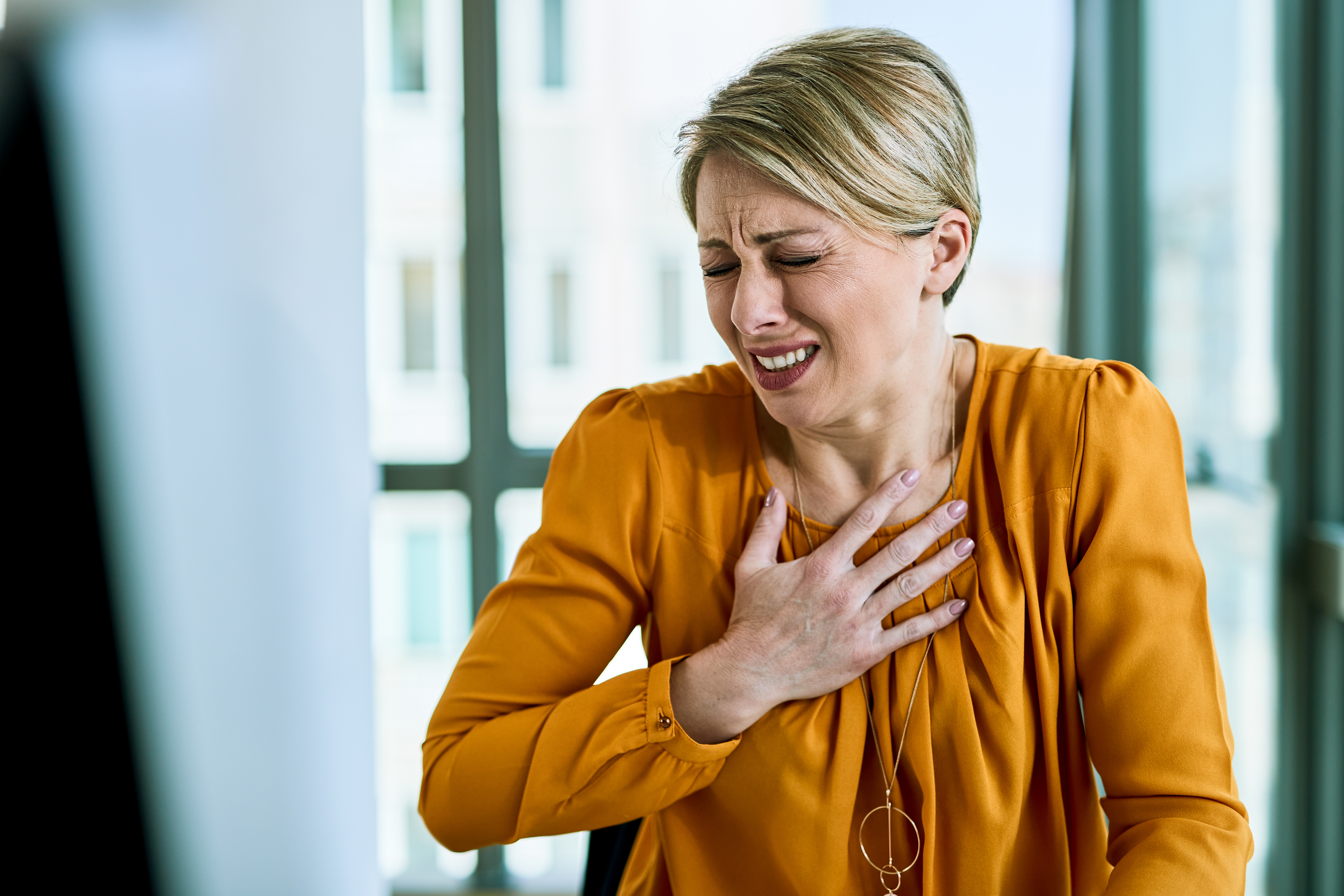 Infarto: Dor no peito não é o único sinal - Coração Alerta